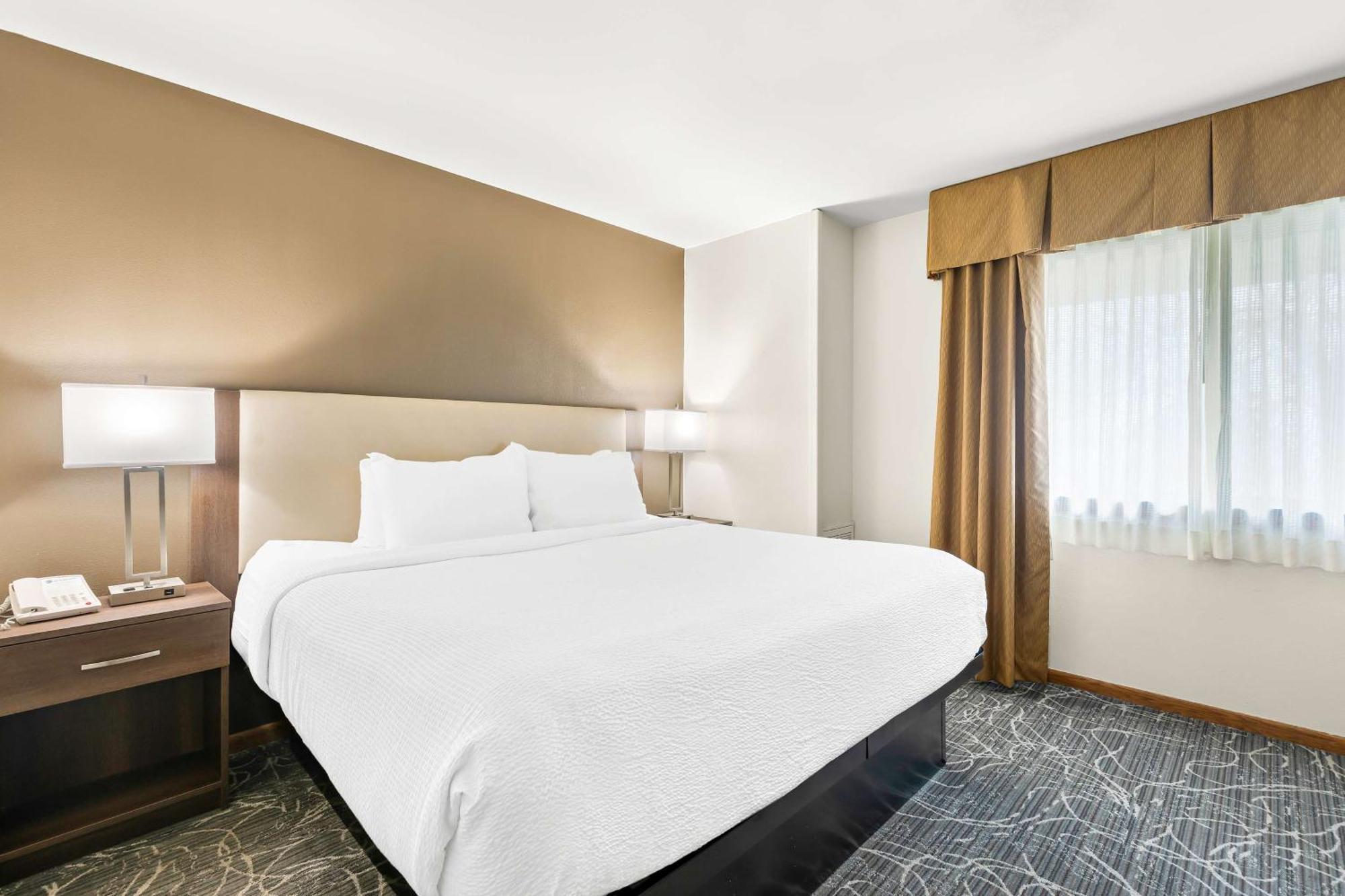 Best Western West Towne Suites Madison Extérieur photo